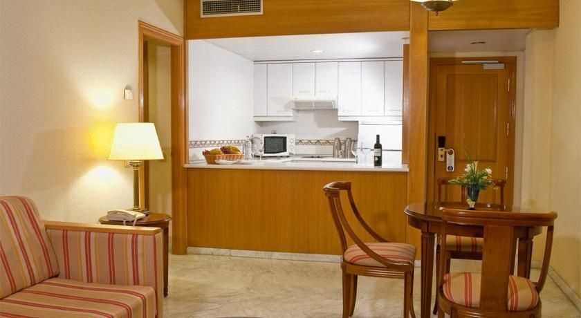 Aparthotel Convencion-Barajas マドリード 部屋 写真